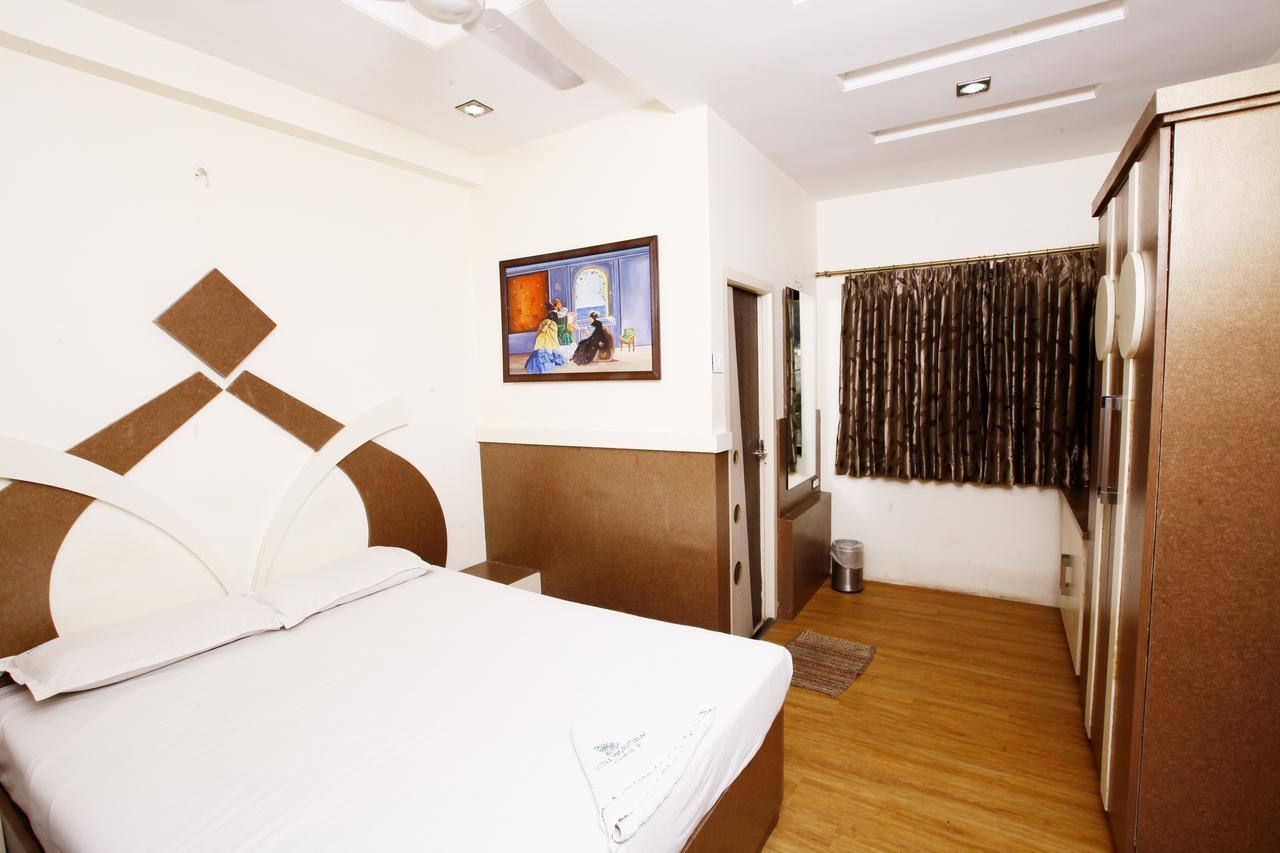 Hotel Vasantham Coimbatore Eksteriør billede