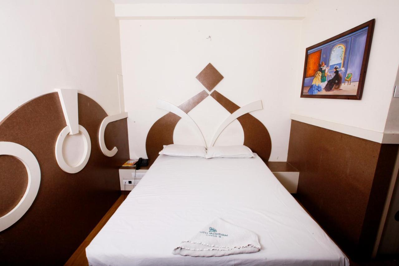 Hotel Vasantham Coimbatore Eksteriør billede